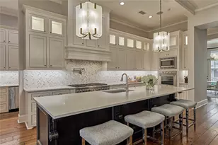 22 E Shore Dr, The Woodlands, TX 77380 - Photo 12