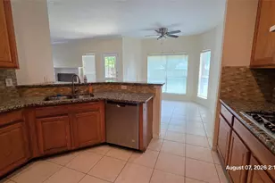15335 Garett Green Cir, Houston, TX 77095 - Photo 14