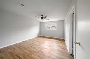 205 Bert St, Angleton, TX 77515 - Photo 20
