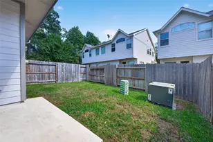 20 Cheswood Manor Court, The Woodlands, TX 77382 - Photo 24
