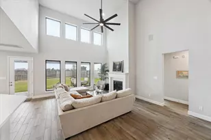 9951 Chapman Trl, Manvel, TX 77578 - Photo 10