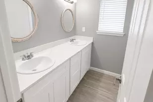 553 Cane River Ln, Conroe, TX 77302 - Photo 26
