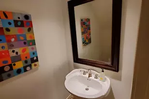 11014 Sherwood Ridge Dr, Houston, TX 77043 - Photo 10