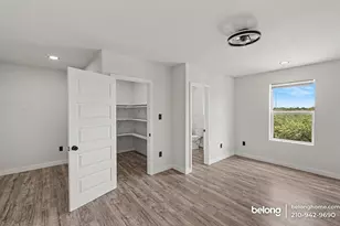 715 Amanda St, San Antonio, TX 78220 - Photo 10