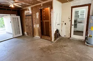 10418 Alta Loma Way, Houston, TX 77075 - Photo 14