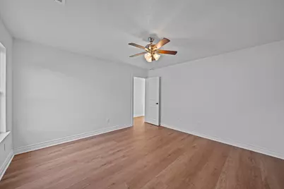 14511 Middle Bluff Trail, Cypress, TX 77429 - Photo 32