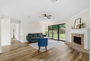 9111 Havencrest Dr, Houston, TX 77083 - Photo 10