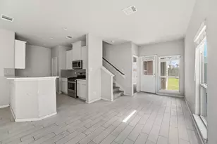 24714 Thornbluff Briar Trl, Houston, TX 77336 - Photo 8