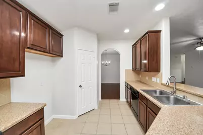 2412 Appian Way, Pearland, TX 77584 - Photo 18