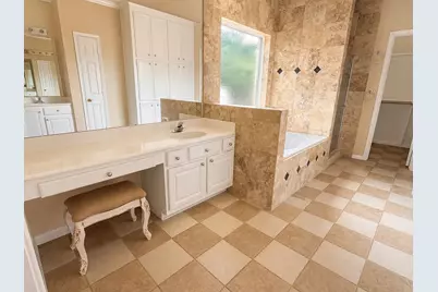 18901 Par Two Circle, Humble, TX 77346 - Photo 12