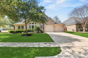 16307 Open Sea Dr, Houston, TX 77044 - Photo 1