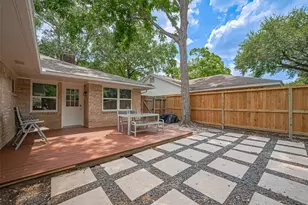 12602 Westleigh Dr, Houston, TX 77077 - Photo 30