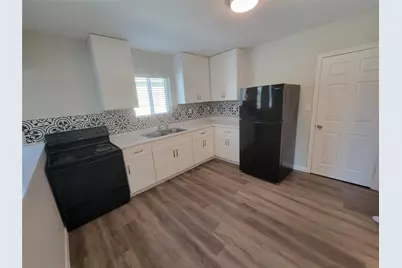 715 11th Street #A, Dickinson, TX 77539 - Photo 6