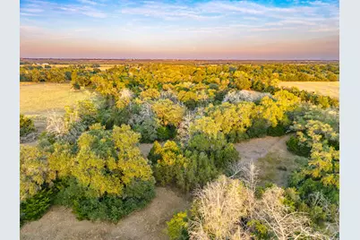 5325 E Blaschke Road, Schulenburg, TX 78956 - Photo 20
