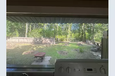 113 Longleaf, Livingston, TX 77351 - Photo 4