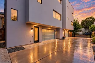 1605 Welch St, Houston, TX 77006 - Photo 2