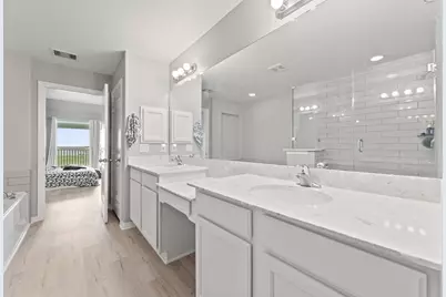 709 N Bayshore Drive, La Porte, TX 77571 - Photo 34