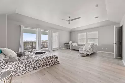 709 N Bayshore Drive, La Porte, TX 77571 - Photo 24