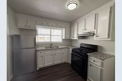 7427 Avenue I #D, Houston, TX 77011 - Photo 8