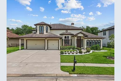 205 Del Monte Drive, Friendswood, TX 77546 - Photo 2