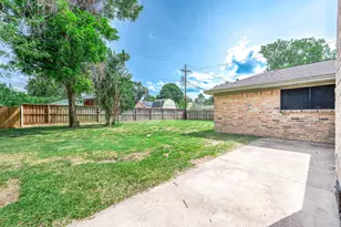 1908 Maxwell Circle, Alvin, TX 77511 - Photo 22