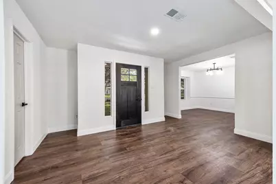 1908 Maxwell Circle, Alvin, TX 77511 - Photo 4