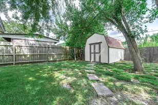 1908 Maxwell Circle, Alvin, TX 77511 - Photo 28