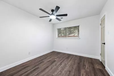 1908 Maxwell Circle, Alvin, TX 77511 - Photo 16