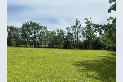 5916 Engleford Street, Houston, TX 77026 - Photo 2