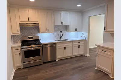 1010 15th Avenue N, Texas City, TX 77590 - Photo 4