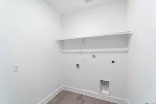 714 Stagecoach Dr, Dayton, TX 77535 - Photo 4