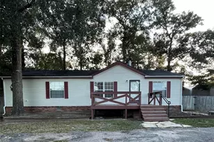 16870 Old Hwy 105 E, Conroe, TX 77306 - Photo 1