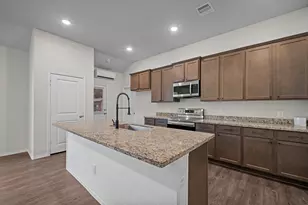 709 Little River Dr, Montgomery, TX 77316 - Photo 4