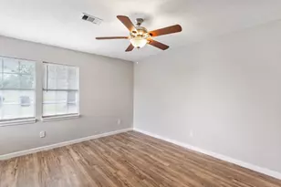 13210 Rockglen St, Houston, TX 77015 - Photo 6