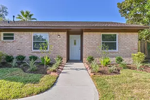 409 Linda Ln, Friendswood, TX 77546 - Photo 1