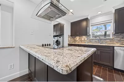 11315 Olympia Drive, Houston, TX 77077 - Photo 10
