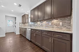 11315 Olympia Dr, Houston, TX 77077 - Photo 14
