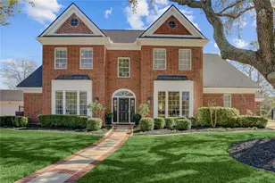 51 Dartmoor Ct, Sugar Land, TX 77479 - Photo 2