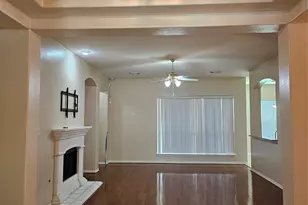 11402 Softbreeze Ct, Pearland, TX 77584 - Photo 4