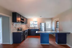 5826 Flamingo Dr, Houston, TX 77033 - Photo 8