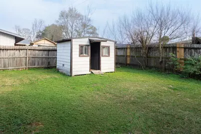 5826 Flamingo Drive, Houston, TX 77033 - Photo 28