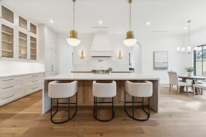 9213 Hilldale Street, Spring Valley Village, TX 77055 - Photo 12