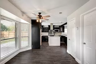 1502 Wesley Ln, Deer Park, TX 77536 - Photo 14