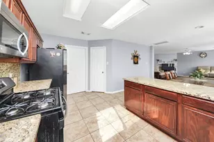 12022 Parkers Hideaway Dr, Houston, TX 77089 - Photo 22