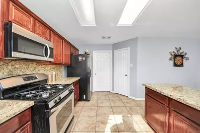 12022 Parkers Hideaway Drive, Houston, TX 77089 - Photo 20