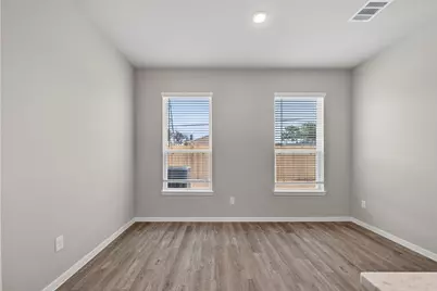 2110 Spring Hollow Drive, Baytown, TX 77521 - Photo 20