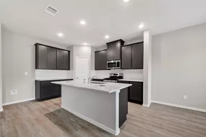 2110 Spring Hollow Drive, Baytown, TX 77521 - Photo 8