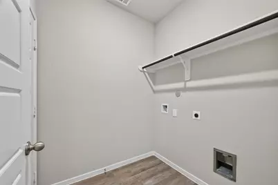2110 Spring Hollow Drive, Baytown, TX 77521 - Photo 14