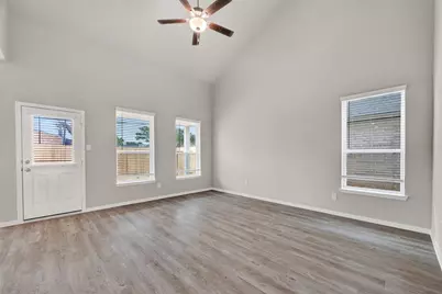 2110 Spring Hollow Drive, Baytown, TX 77521 - Photo 18
