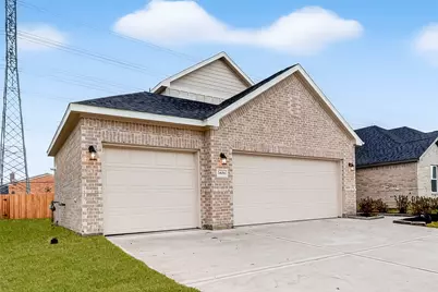 2110 Spring Hollow Drive, Baytown, TX 77521 - Photo 2